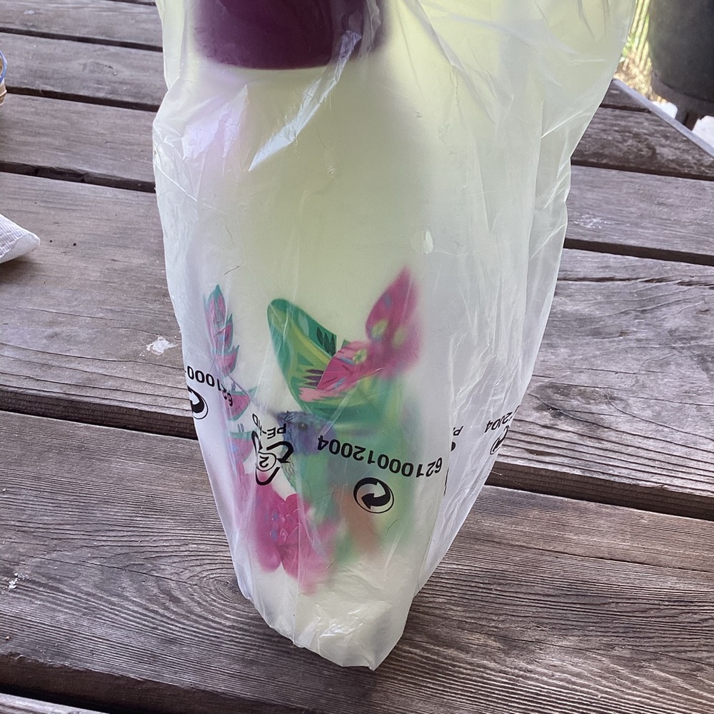 Tupperware Hummingbird Eco + medium water bottle - Picture 2 of 2